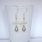 Romantic Swarovski bow earr..