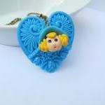 Cute large blue heart neckl..