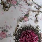 Deep pink long flower neckl..